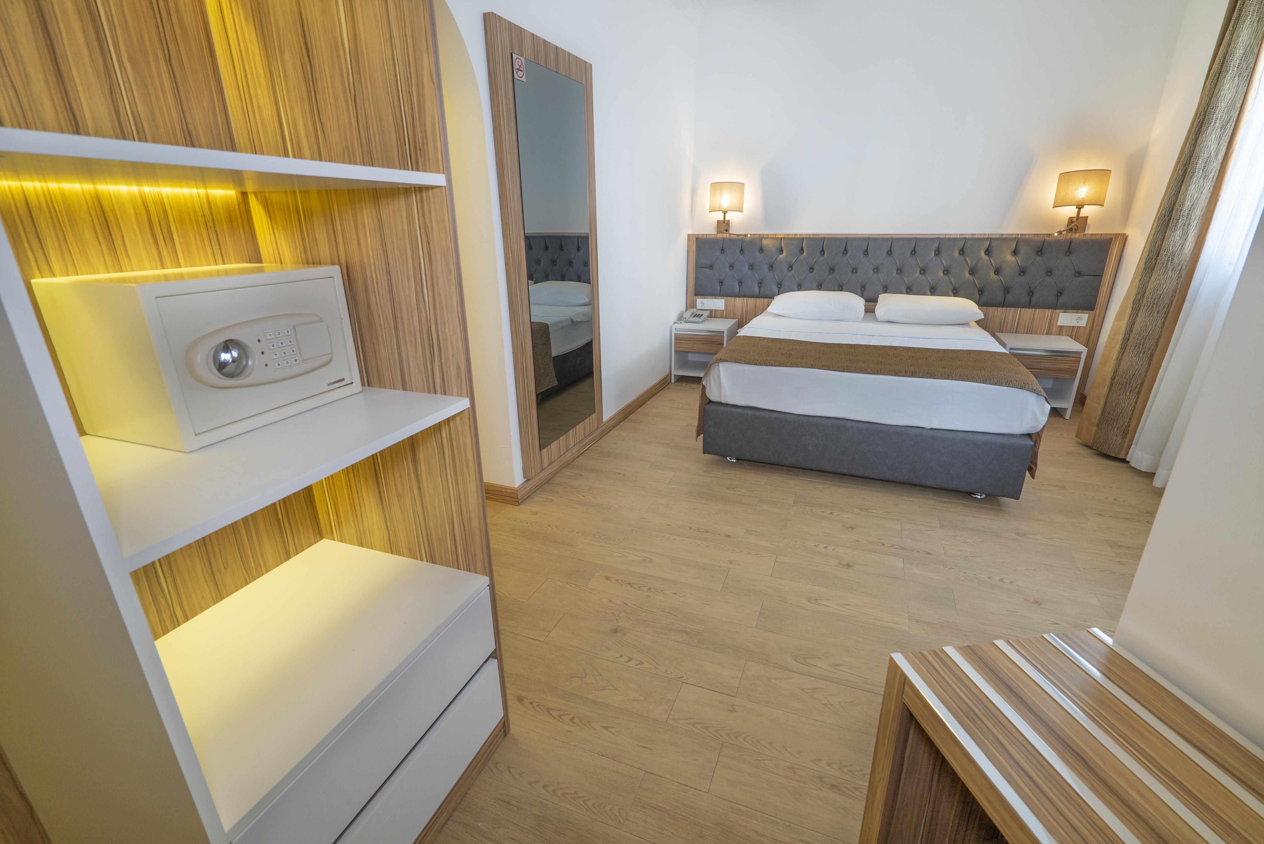 Kleopatra Celine Hotel อลันยา ภายนอก รูปภาพ