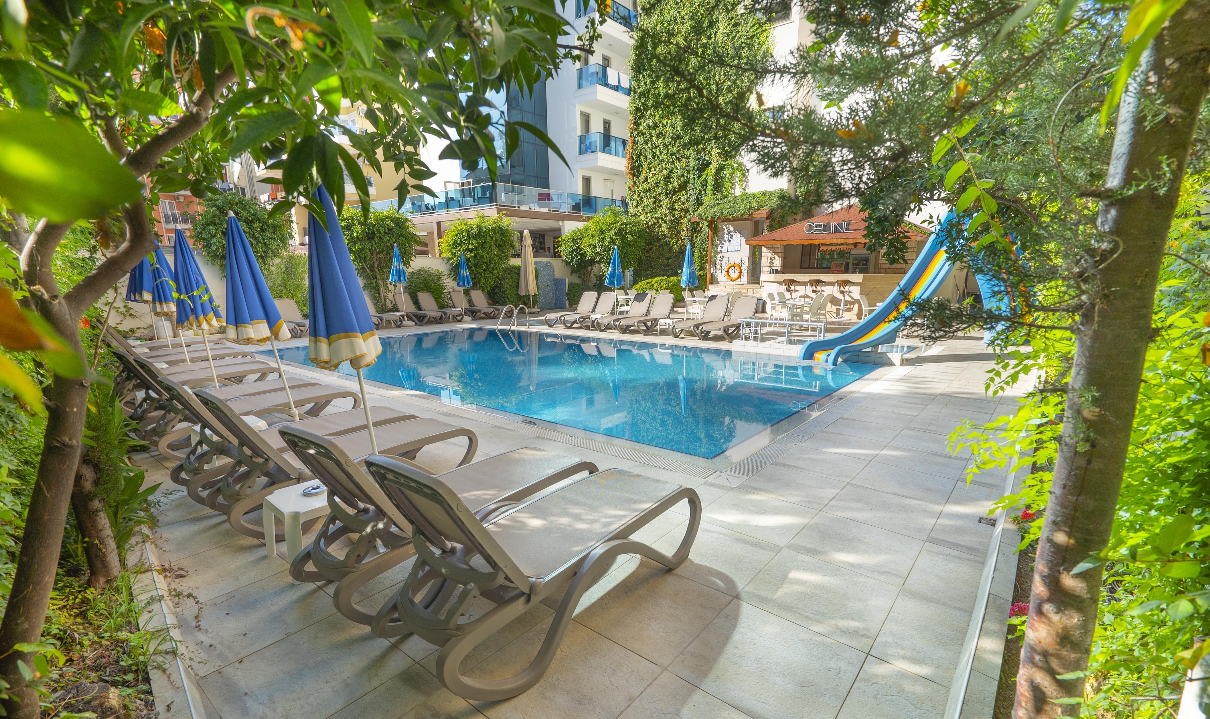 Kleopatra Celine Hotel อลันยา ภายนอก รูปภาพ